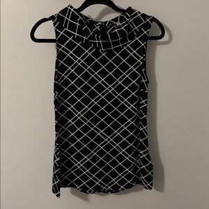 Banana Republic Black and White Sleeveless Top
